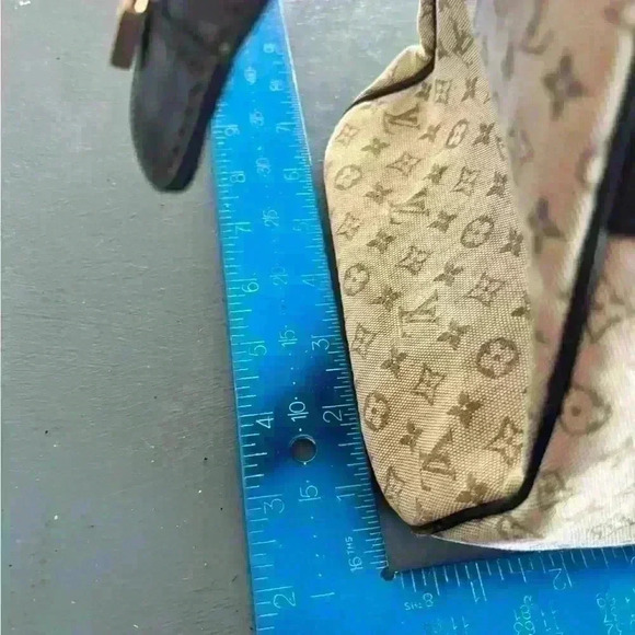 Louis Vuitton denim Josephine EUC in Olive Green “One of one. Will not relist.” - Picture 13 of 17